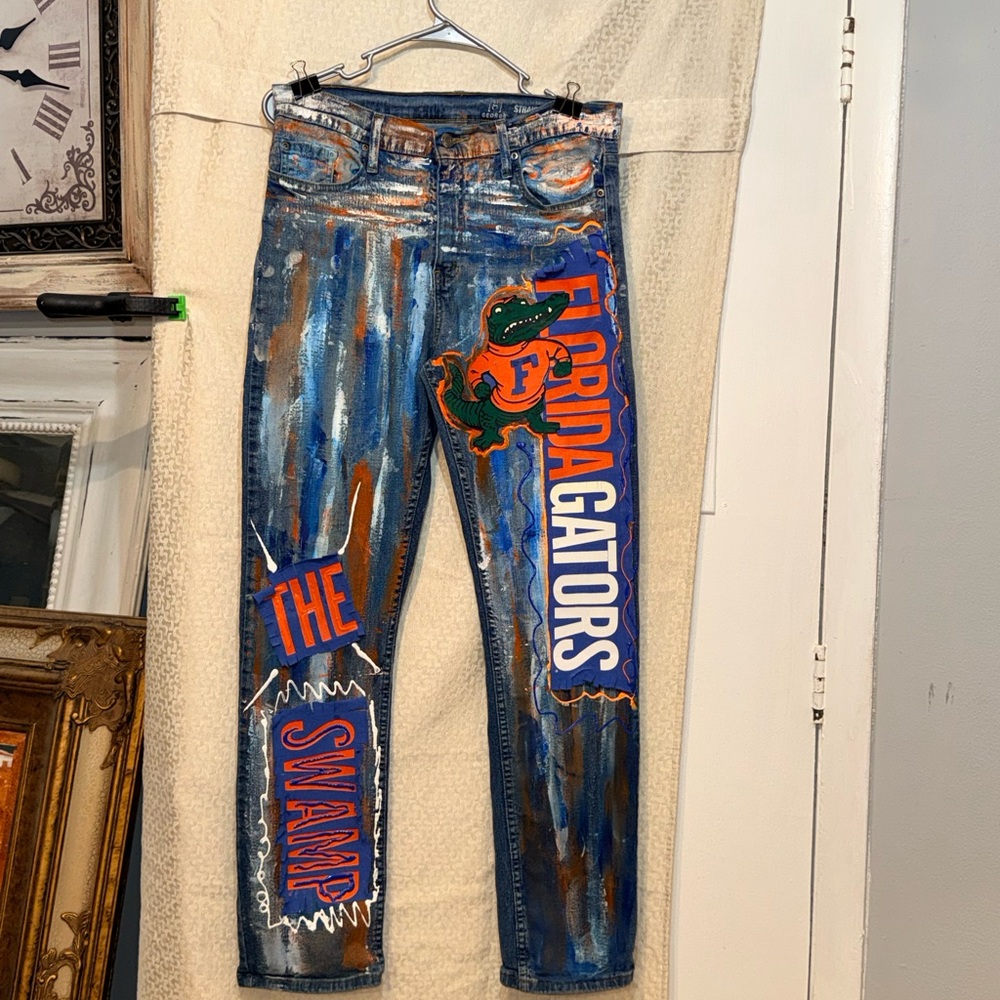 George Jeans  Blue & Orange Themed Florida Gators Hand painted Men's 31x30.